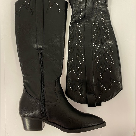 DV by Dolce Vita Kitschy Western Boots in Black - Picture 3 of 4
